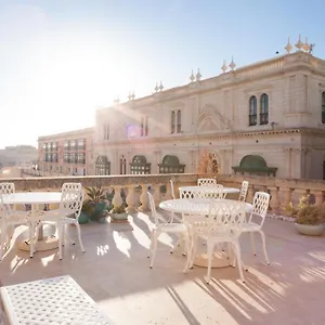 https://domus-zamittello.hotelssaintjulians.com